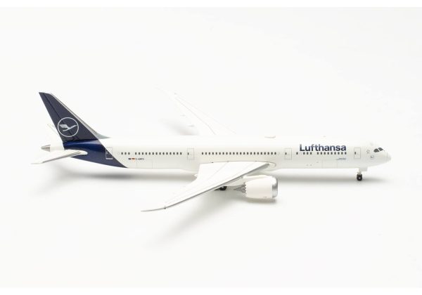 1 500 Lufthansa Boeing 787-9 Dreamliner on Sale