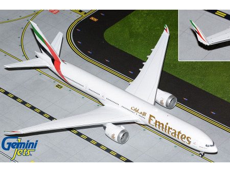 1 200 Emirates B7779 A6EZA on Sale