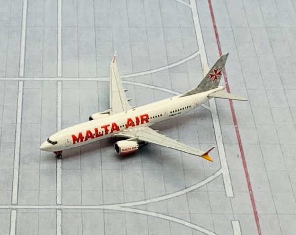 1 400 Malta Air B737 MAX 200 9HVUC For Discount