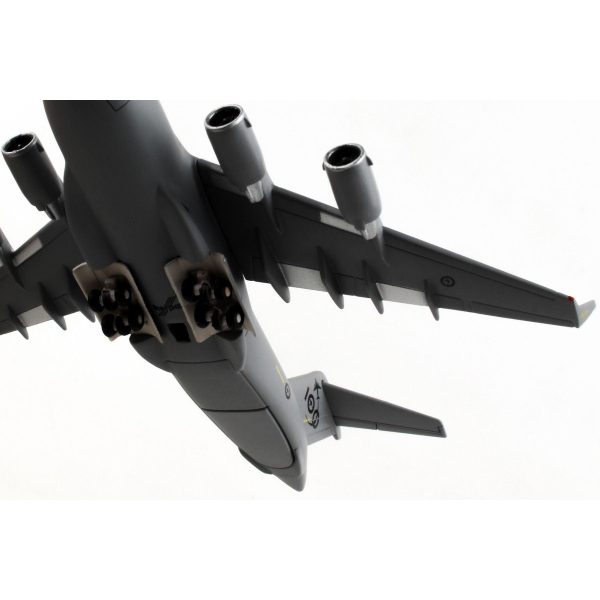 1 500 RAAF Boeing C17A Globemaster III No 36 Squadron Amberley RAAF 100 A41210 Online now